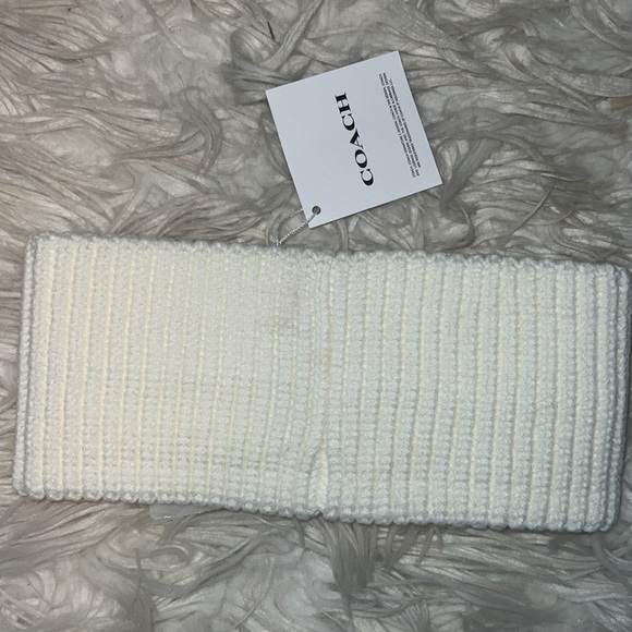 Stylish Coach Cable Knit Headband - Picture 3 of 3
